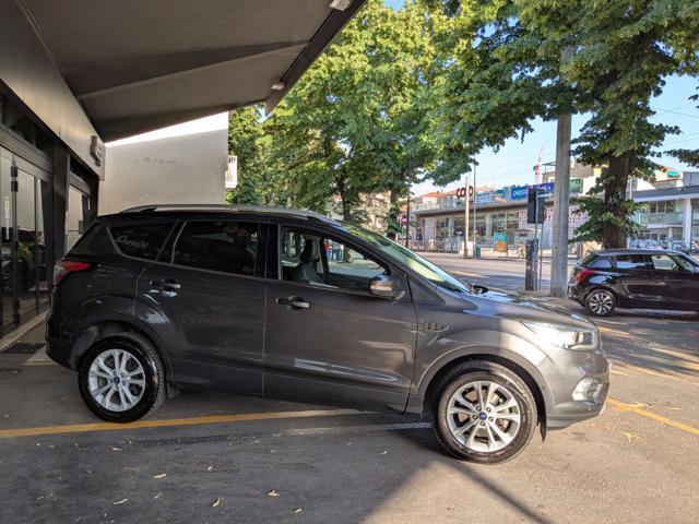 FORD Kuga 1.5 EcoBoost 120 CV S&S 2WD Titanium