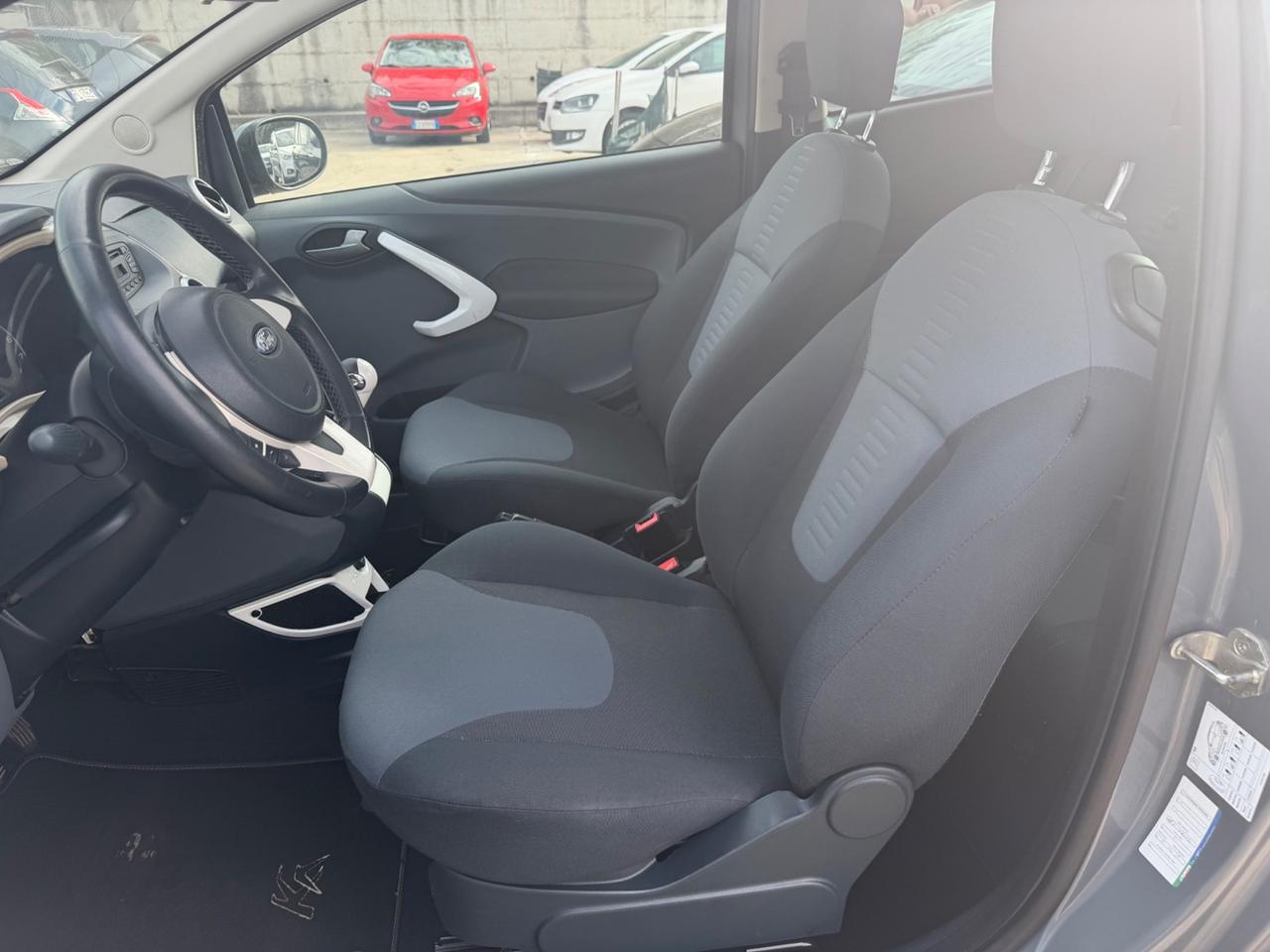 FORD KA 1.2 s&s 71.000KM /uniproprietario