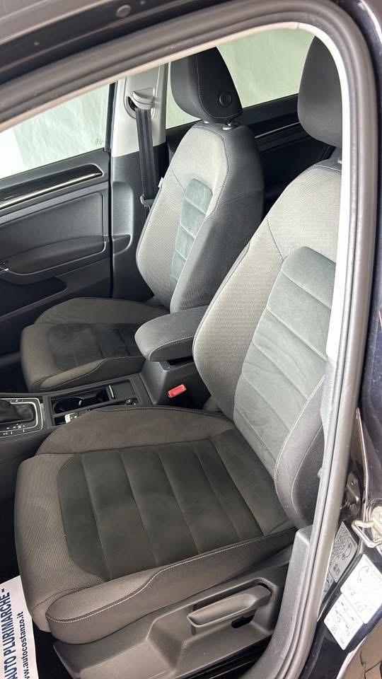 Volkswagen Golf 7.5 R 1.6 TDI 116cv DSG Executive BlueMotion Technology 2018
