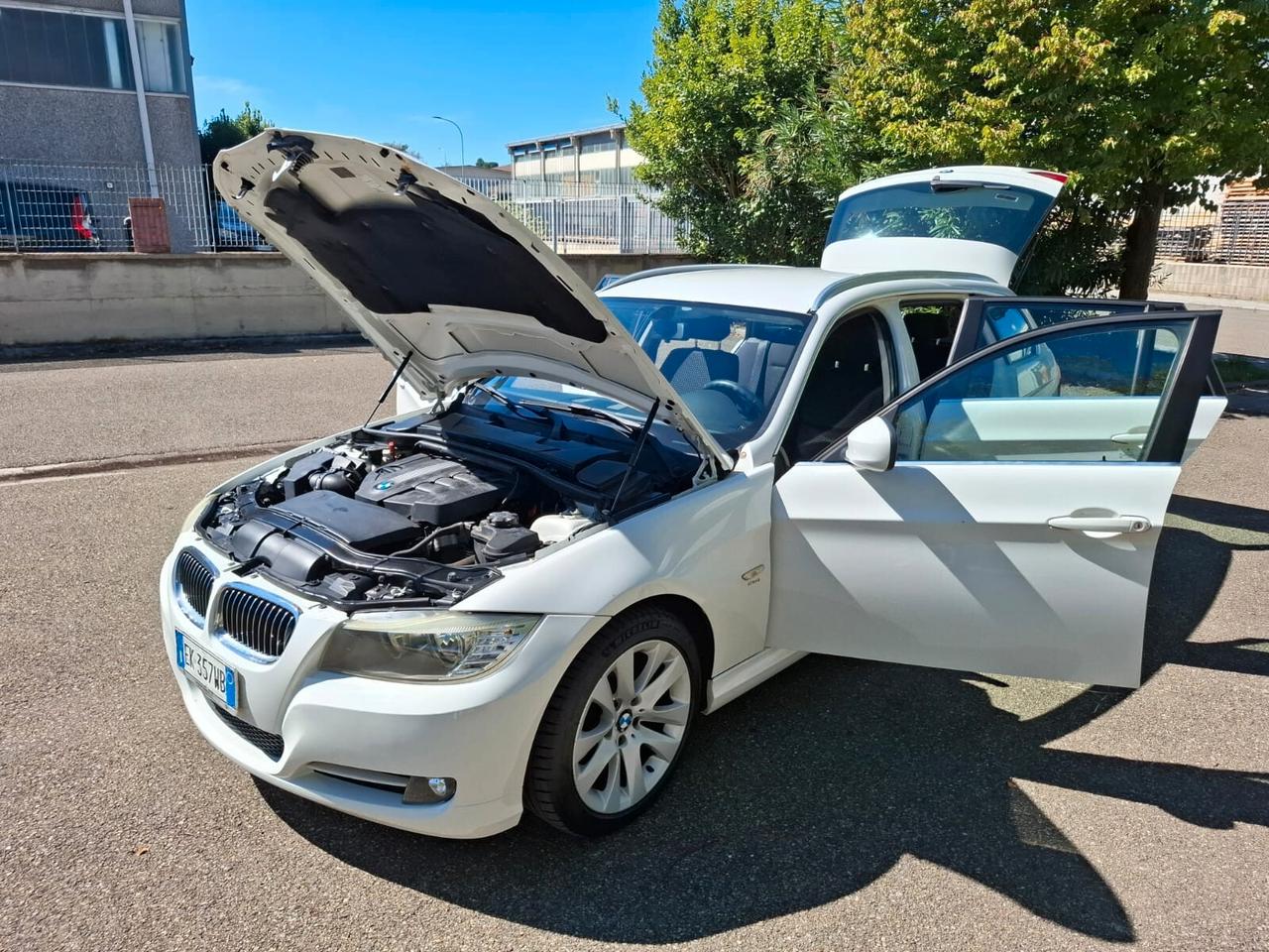 Bmw 318 SW 2.0 TDI 143CV del 2011 NEOPATENTATI