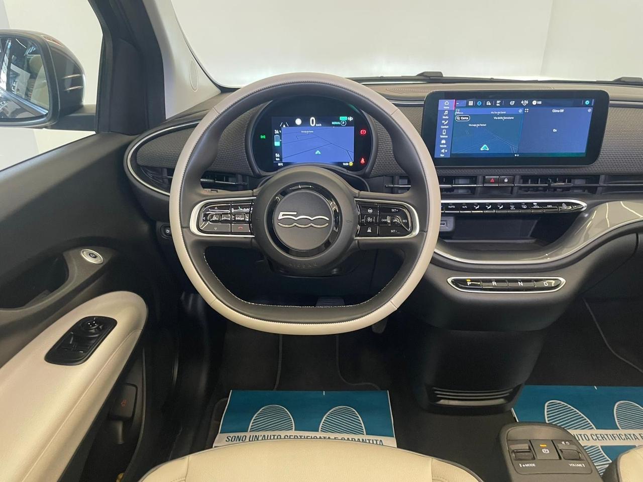 Fiat 500e Cabrio La Prima