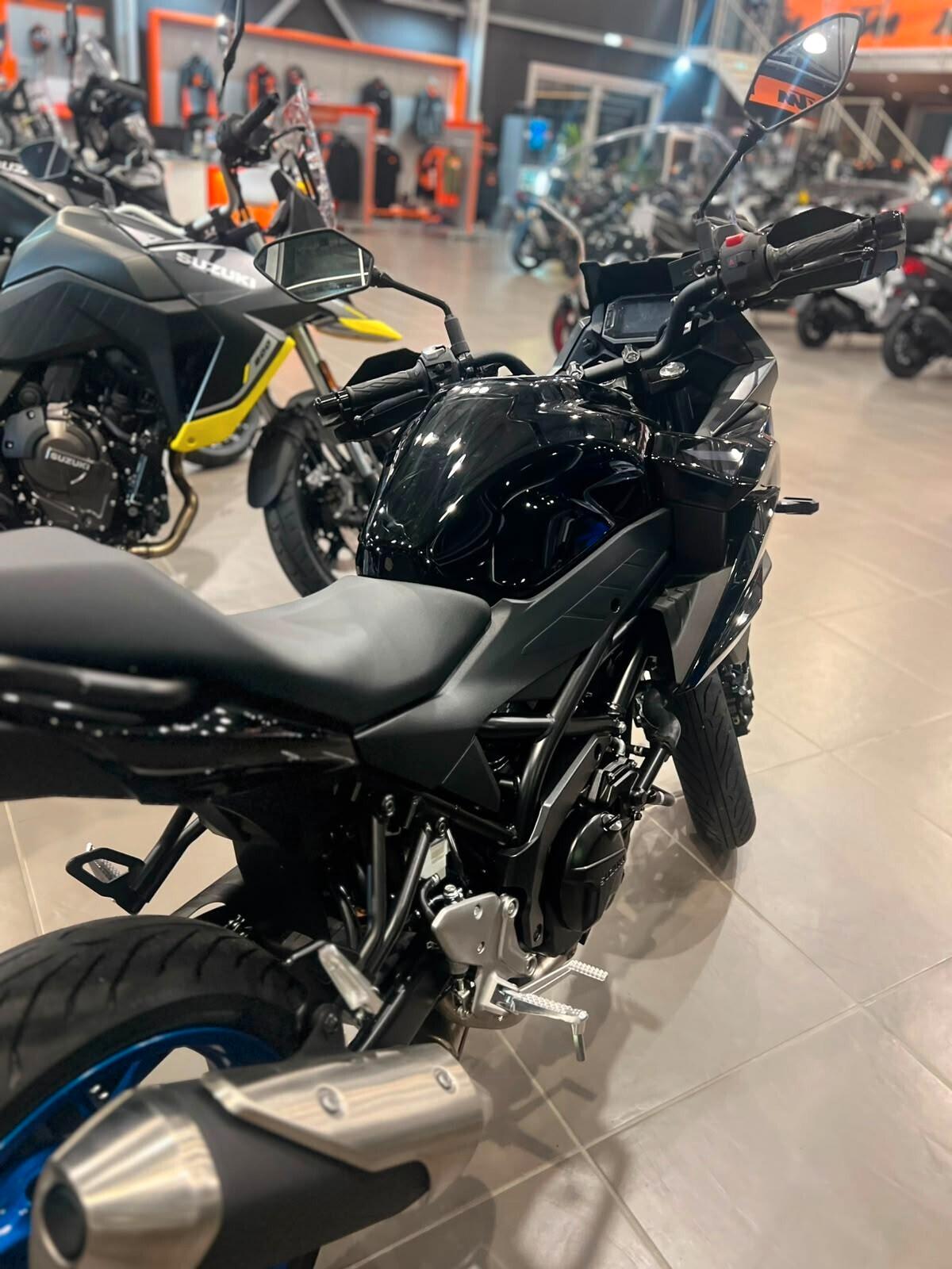 Suzuki SV-7GX