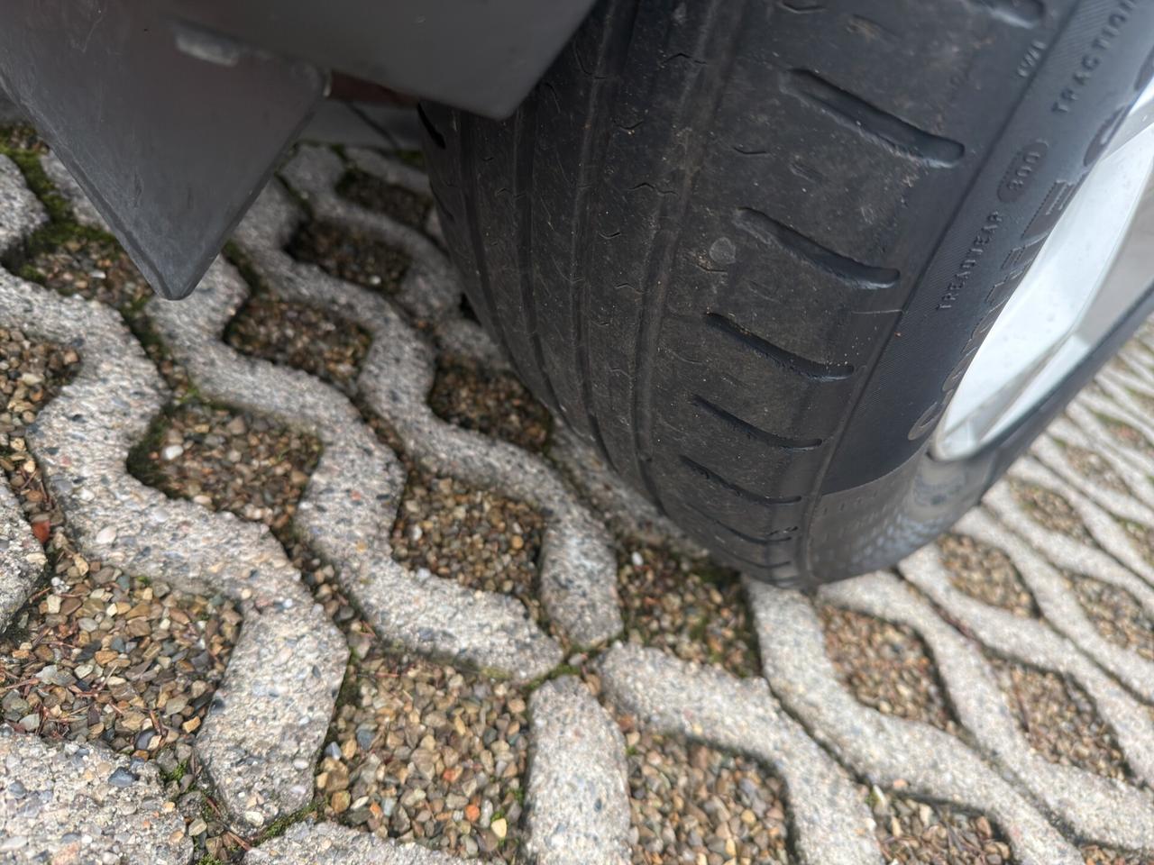 Nissan Juke 1.0 DIG-T 114 CV N-Connecta