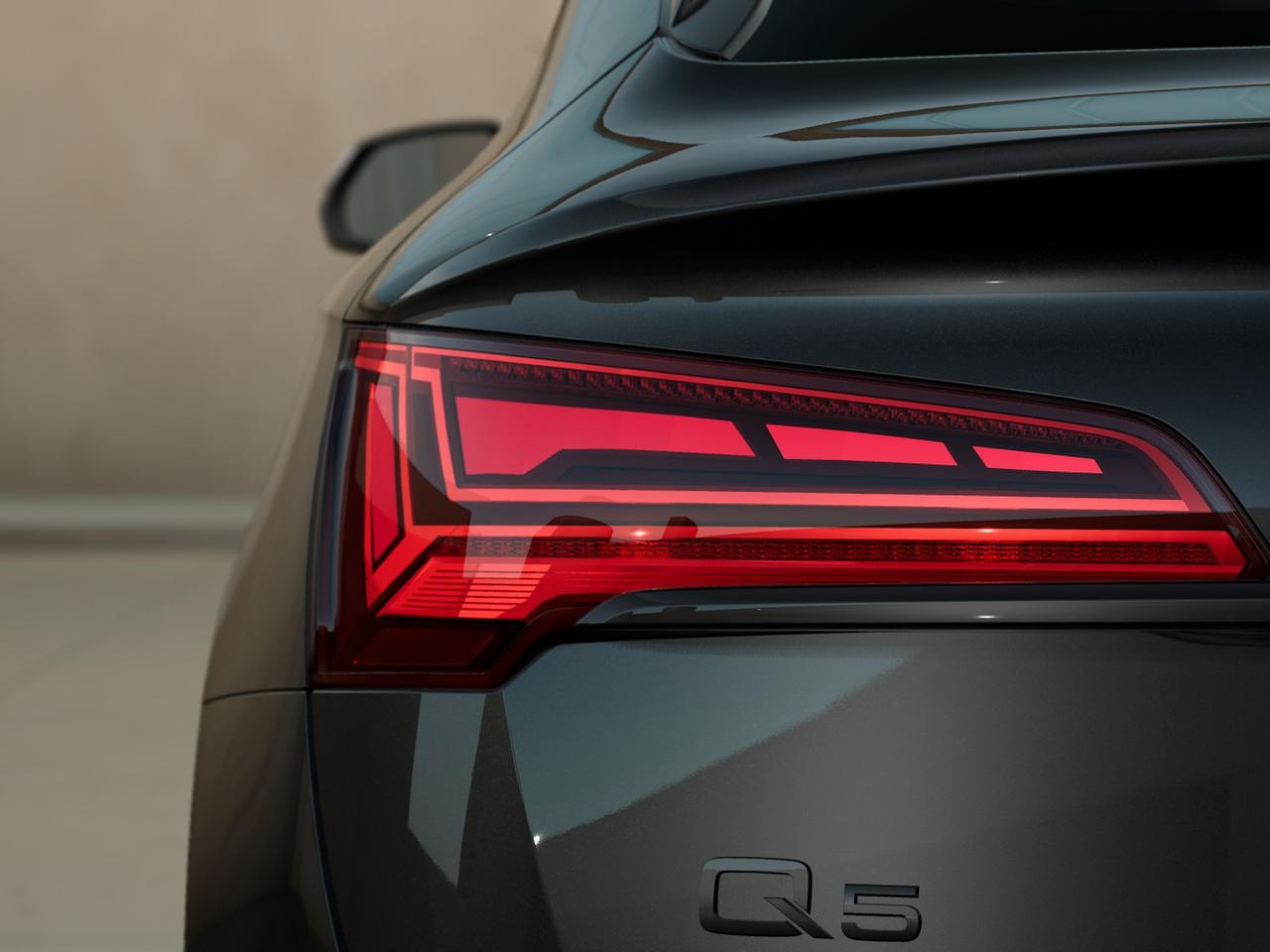 Audi Q5 sportback 40 2.0 tdi mhev 12v identity black quattro s tronic