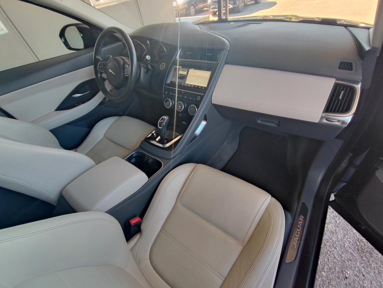 Jaguar E-Pace 2.0 AWD aut. R-Dynamic HSE