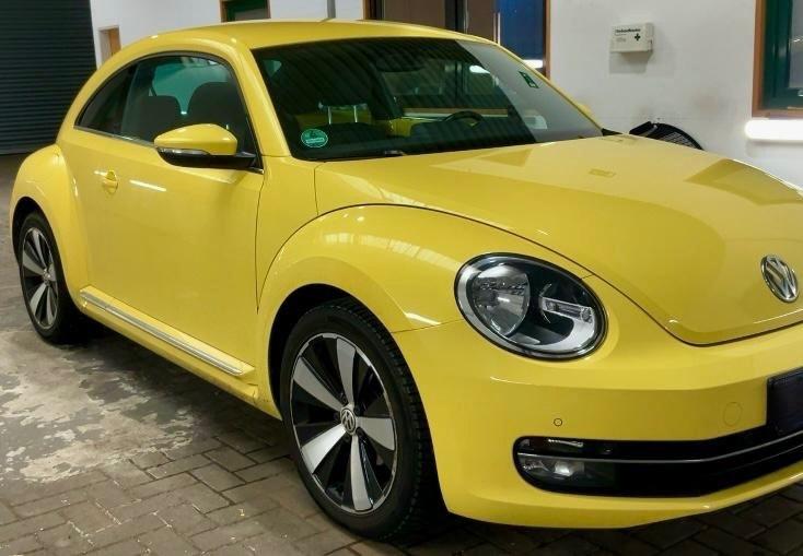 Volkswagen Maggiolino 1.2 TSI Design 105CV – Cerchi 18”, Sound Fender, Sedili Riscaldati