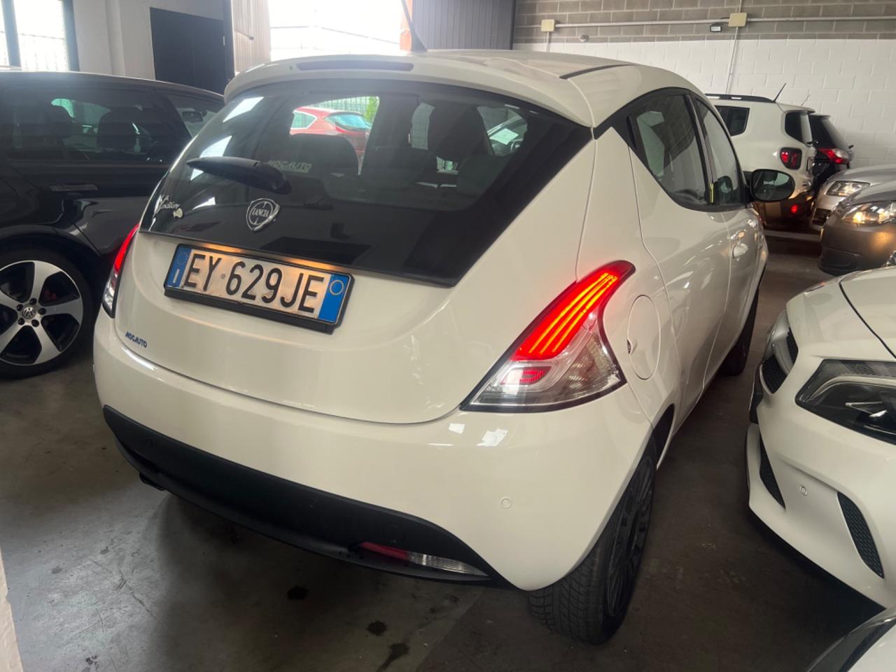 Lancia Ypsilon 1.2 69 CV Elle 12 mila km solo