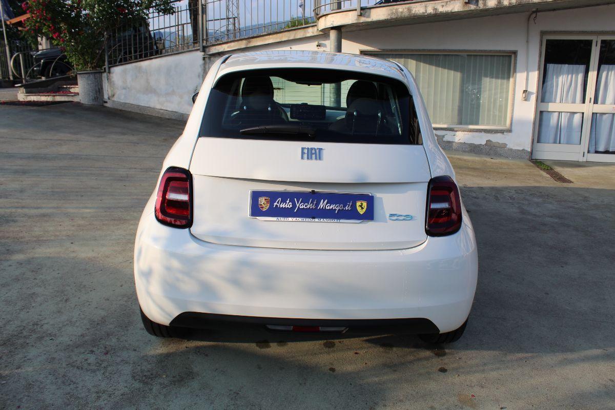 FIAT - 500 E - 500 Action Berlina