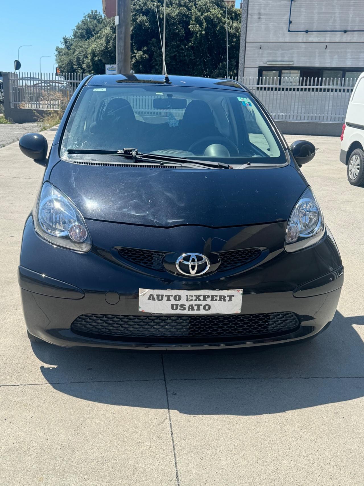 Toyota Aygo 1.0 12V VVT-i 3 porte 2011