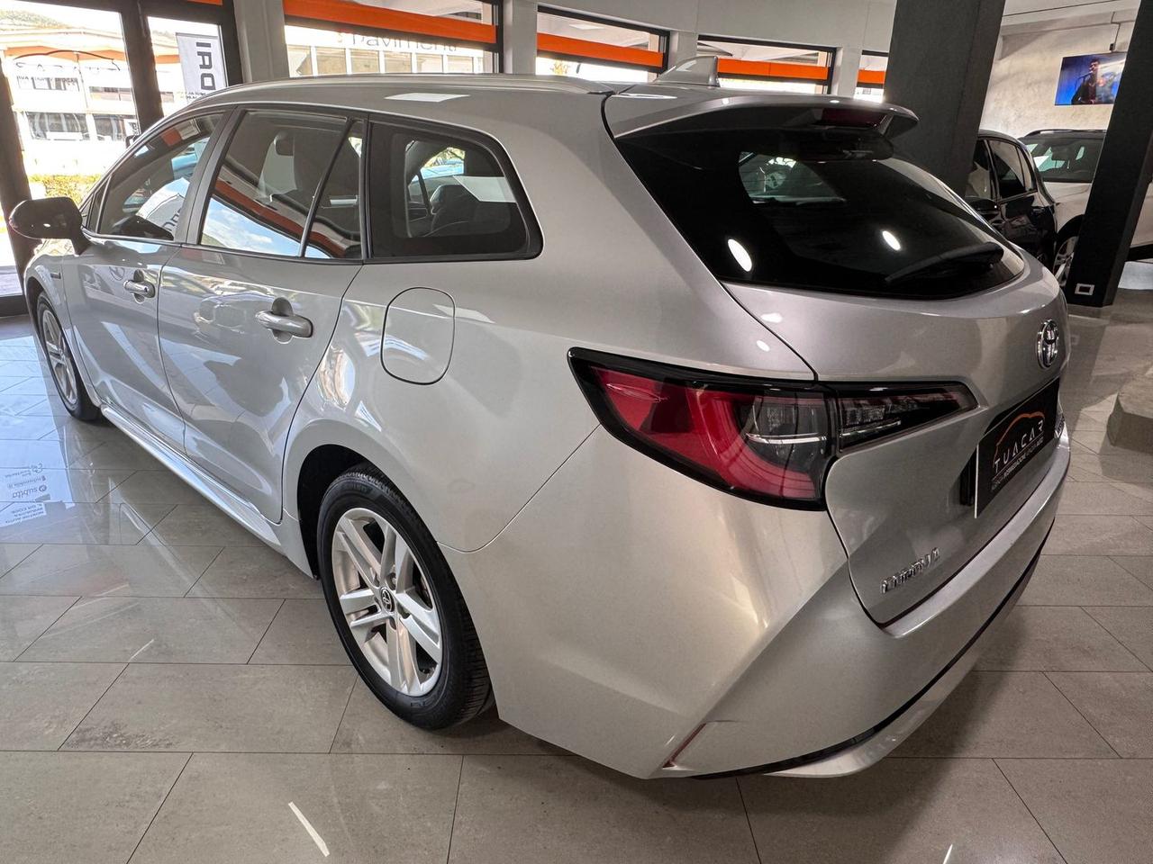 Toyota Corolla Business Tech 1.8 VVT-i HEV #6878