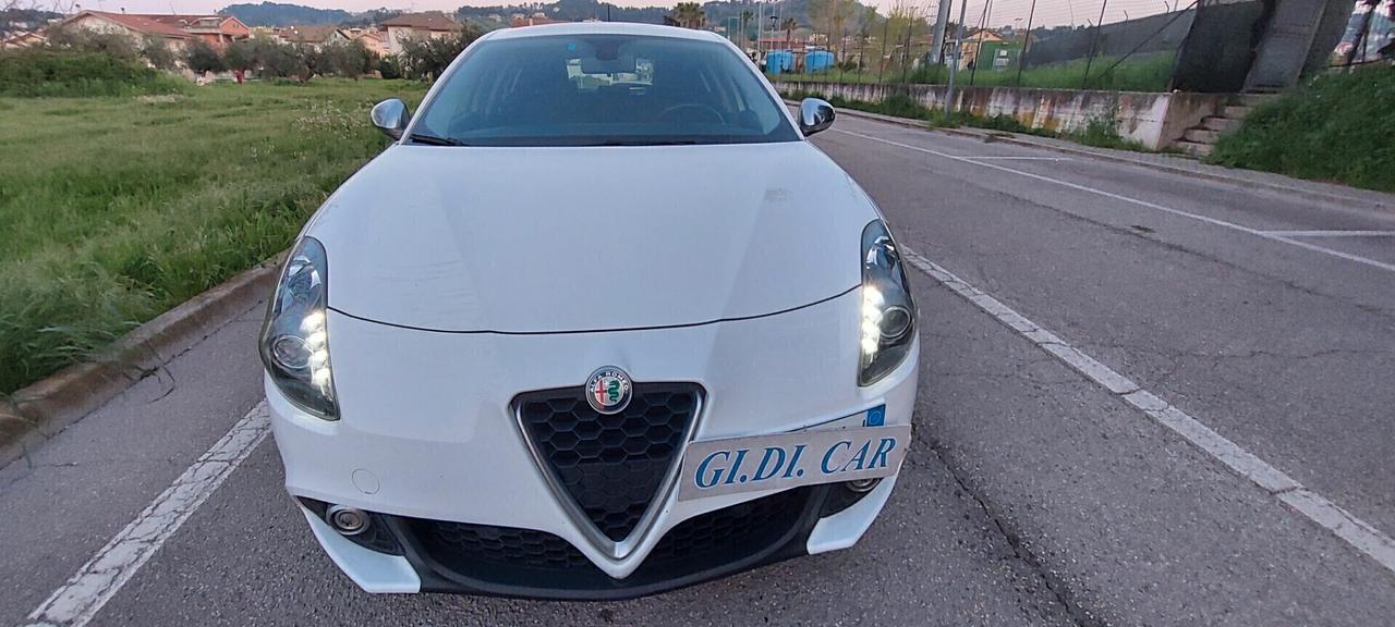 GIULIETTA SUPER 1,6 DIESEL 120 CV AUTOMATICA U-CONNECT STRAFULL OPTIONAL IMPECCABILE