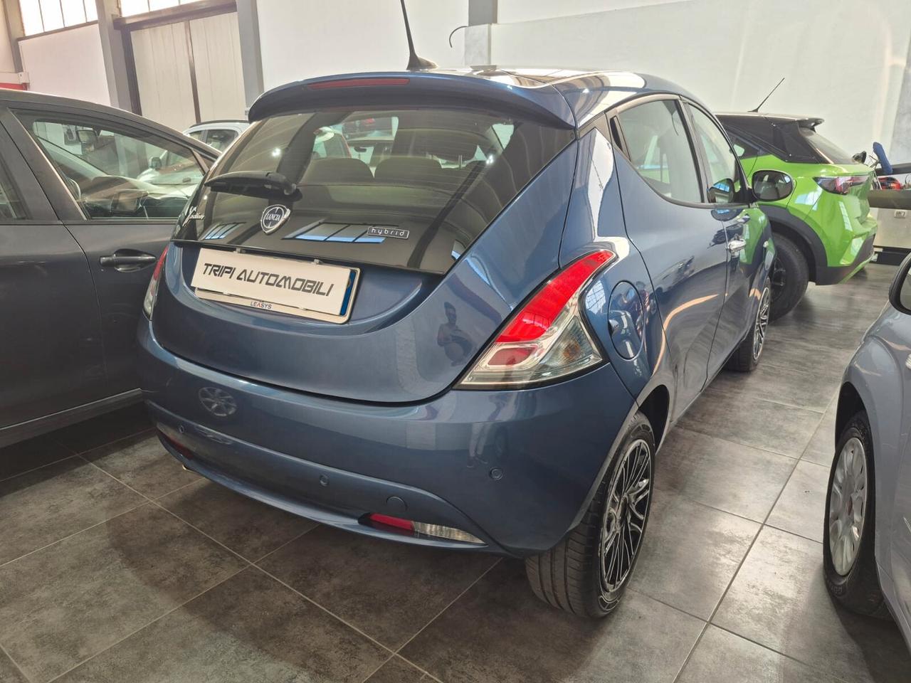 Lancia Ypsilon 1.0 hybrid gold PREZZO REALE