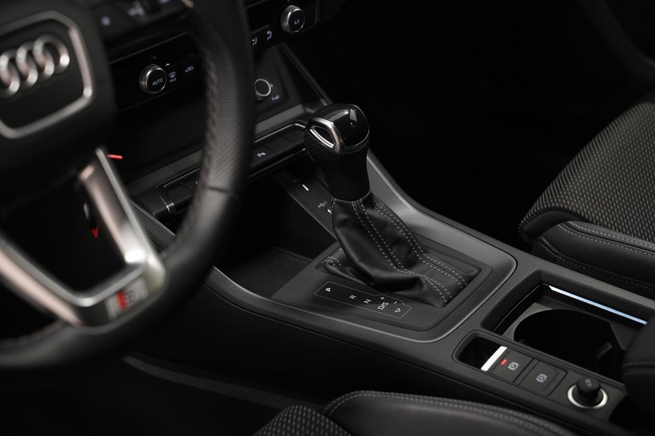 Audi Q3 35 TDI S tronic line edition