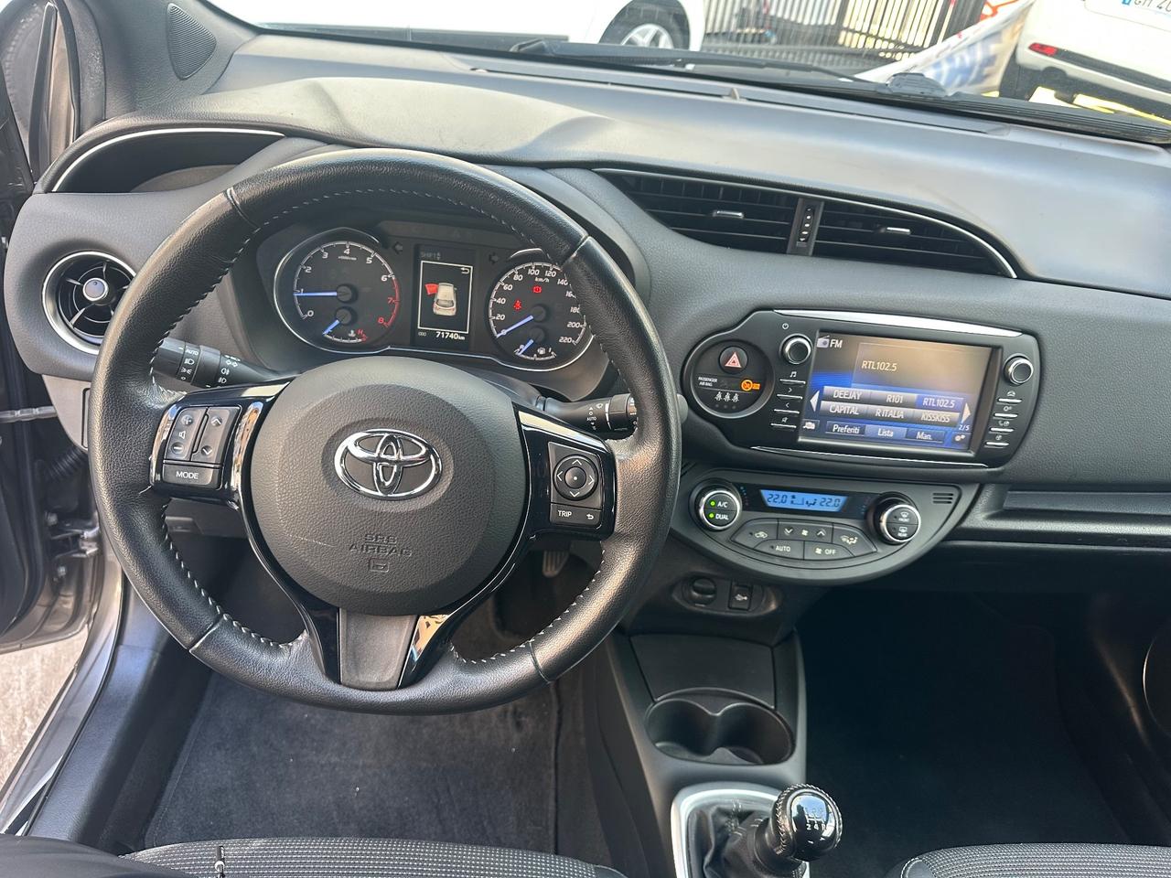 Toyota Yaris 1.0 5 porte Lounge