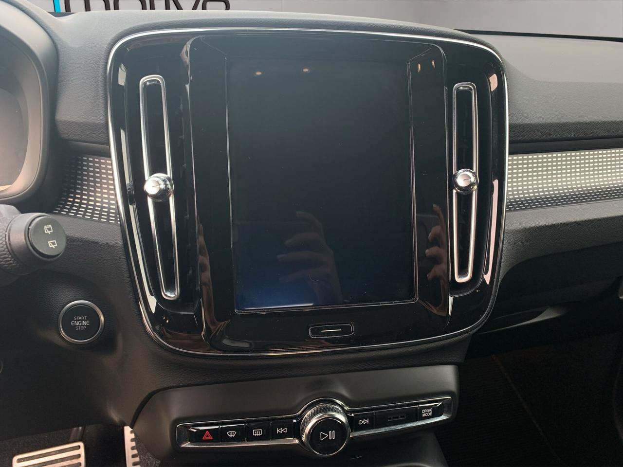 Volvo XC40 T5 AWD Geartronic R-design