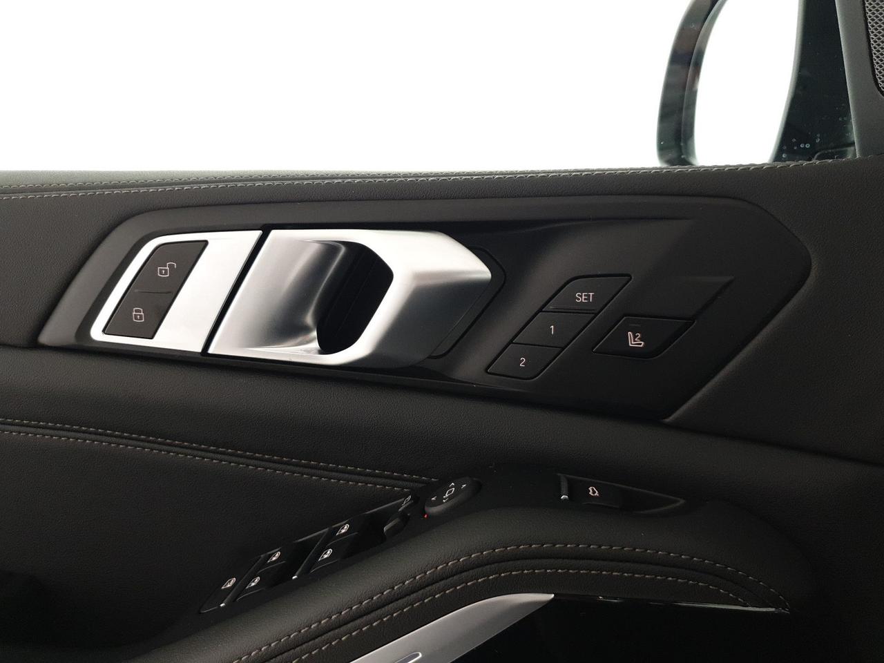 BMW X5 xdrive40d mhev 48v msport auto