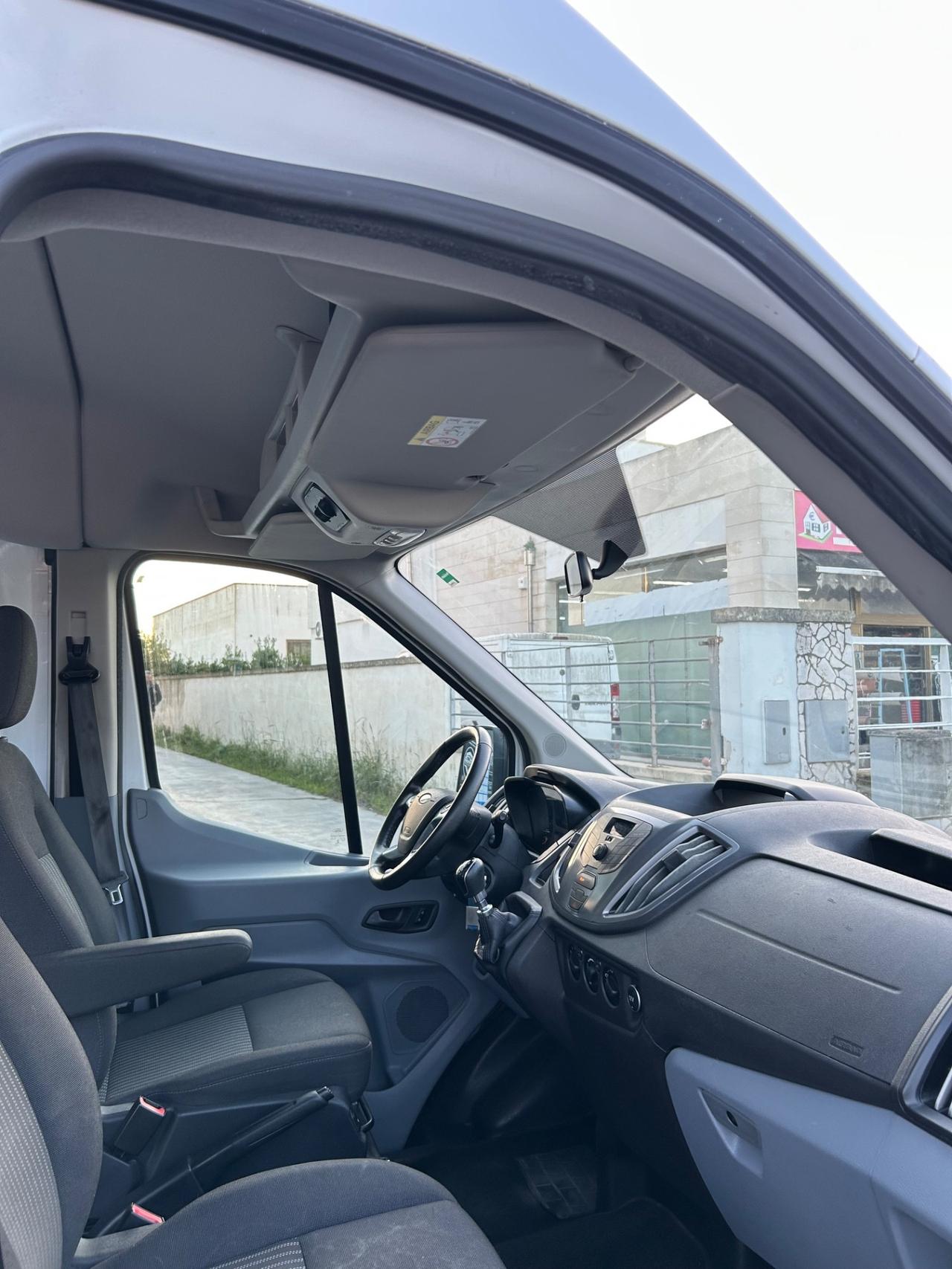 Ford Transit 350 2.0TDCi EcoBlue 130CV 9 posti+pedana disabili