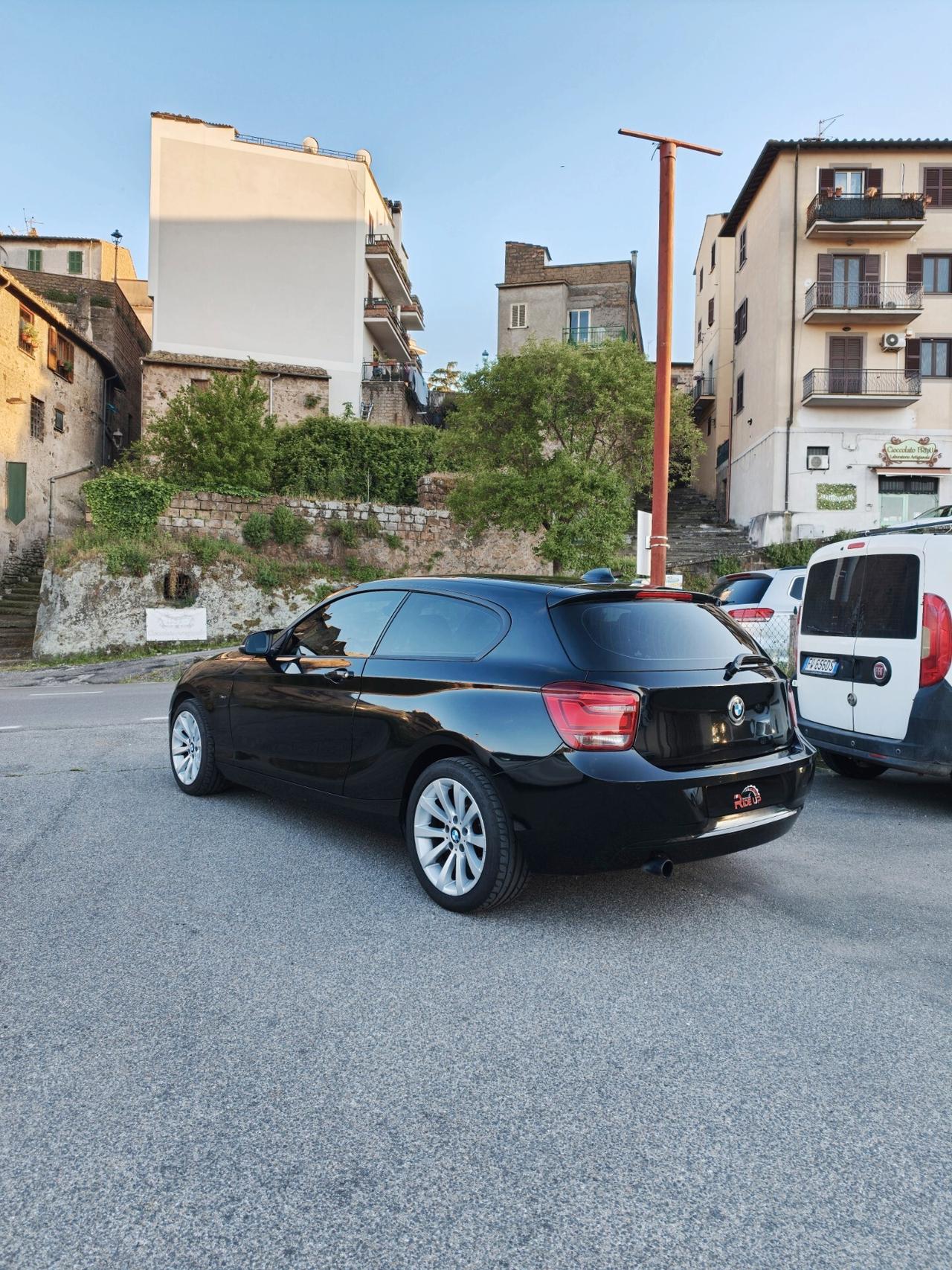 Bmw 118 116d 3p. Sport