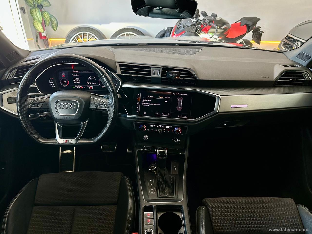 AUDI Q3 35 TDI S tronic S line edition
