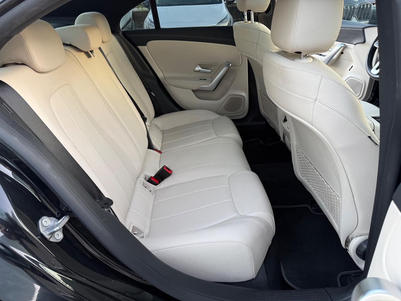 Mercedes CLA 220 Berlina Automatic Sport Tetto Apribile Pelle Full