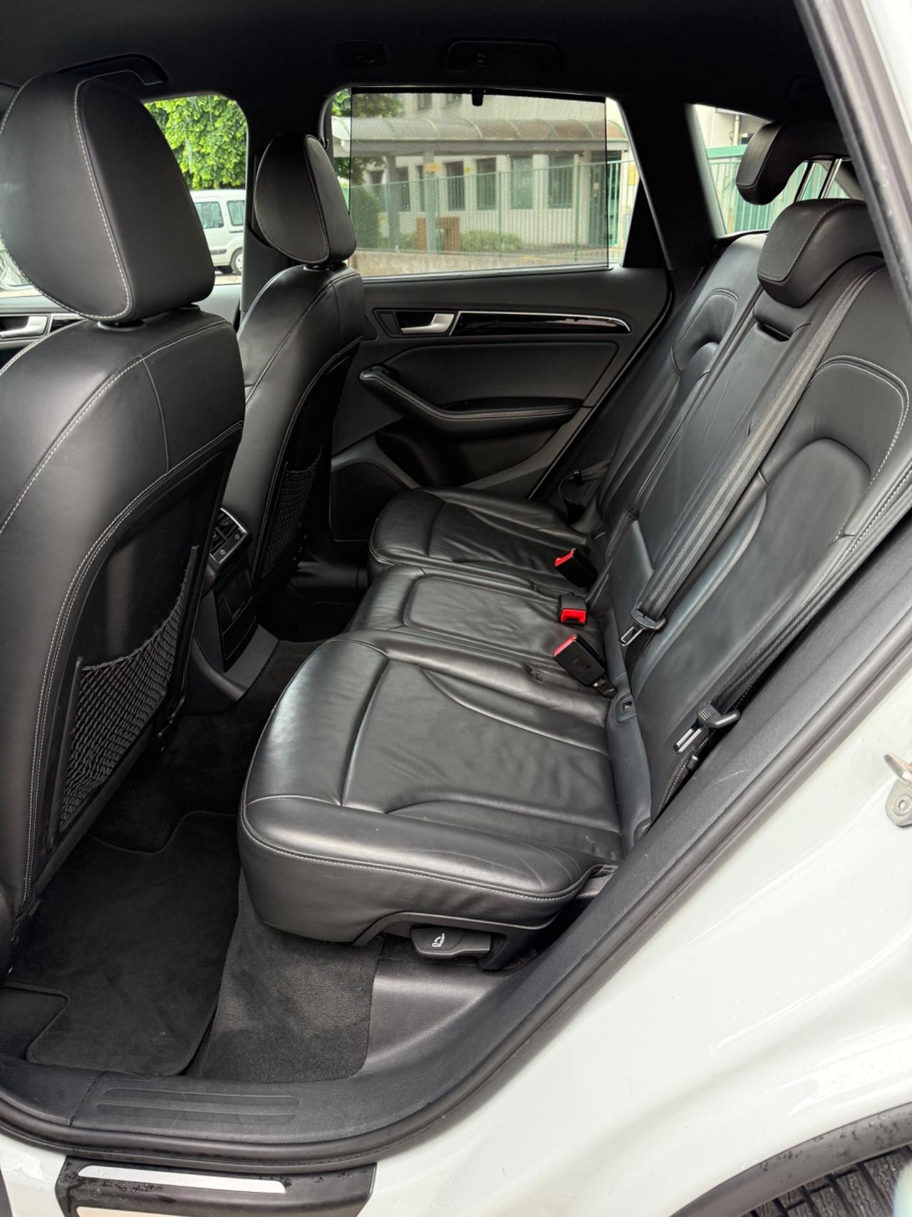 Audi Q5 SQ5 3.0 V6 TDI Biturbo quattro tiptronic