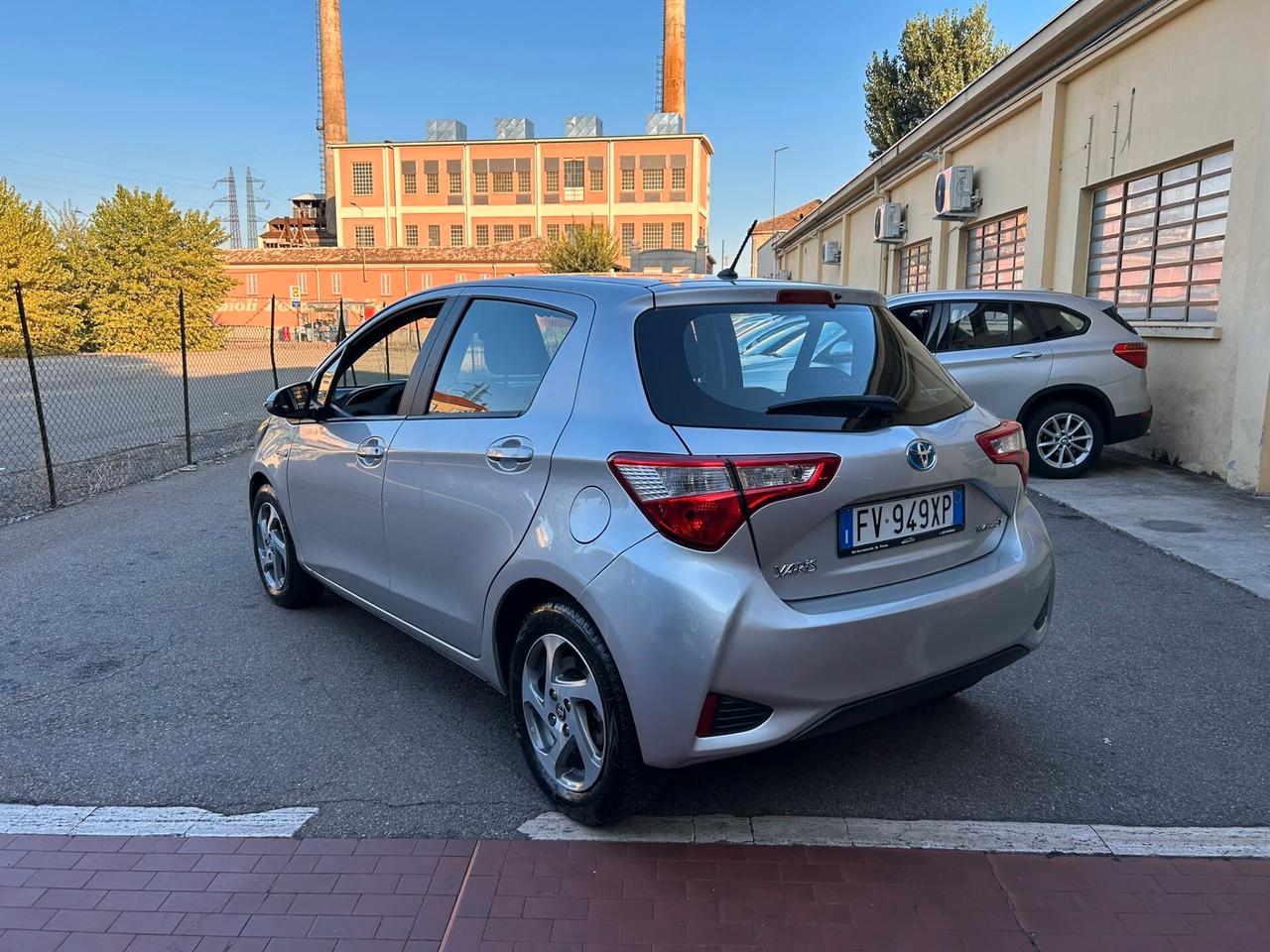 Toyota Yaris hydrid 2020 89.000km automatica neopatentata