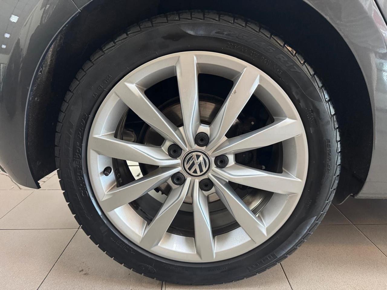 Volkswagen Golf 1.4 TSI 125 CV 5p. Highline BlueMotion Technology UNICOPROPRIETARIO SEMPRE TAGLIANDATO PARI AL NUOVO!!!