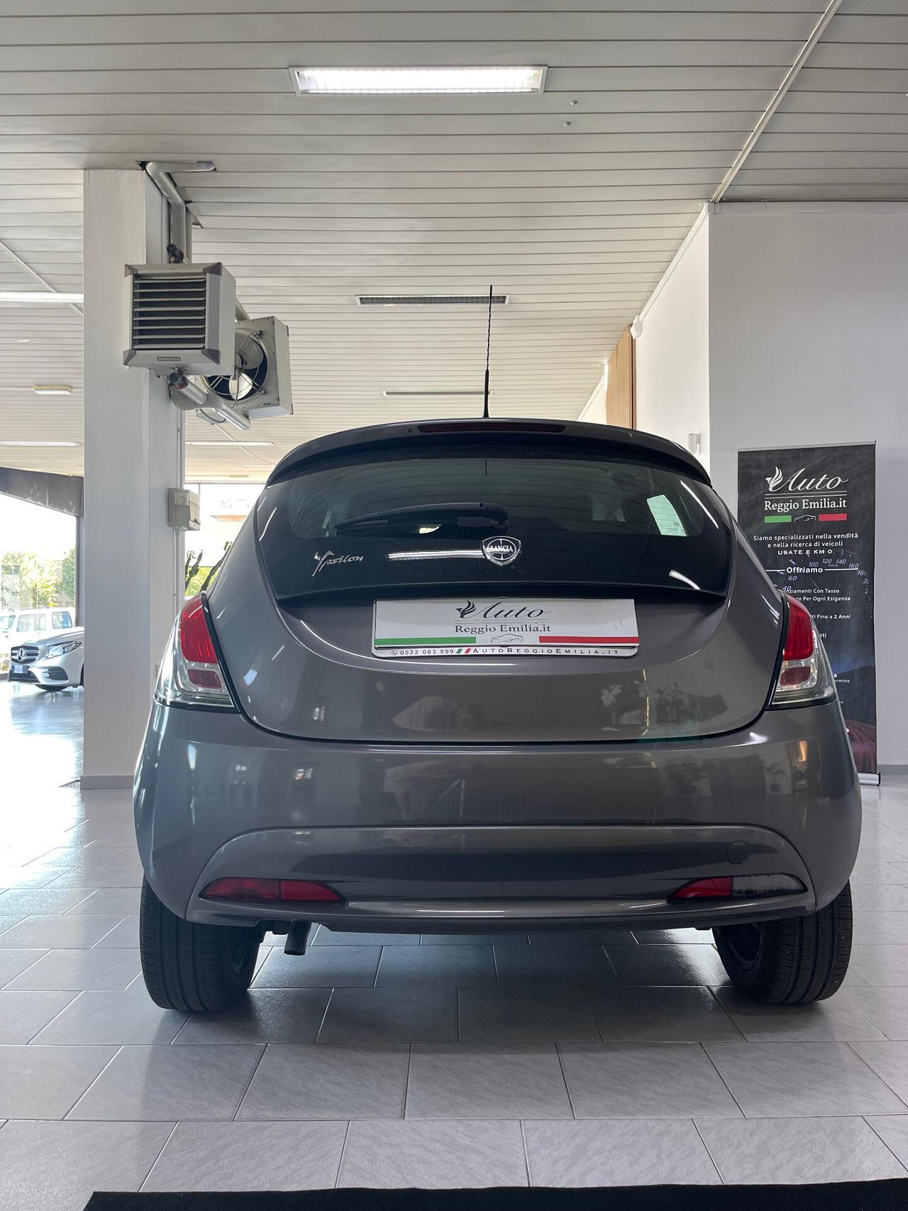 Lancia Ypsilon 1.2 69 CV 5 porte GPL Ecochic Gold