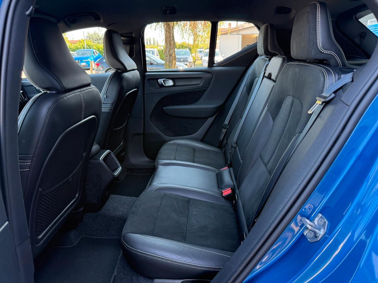 Volvo XC40 D3 R-design
