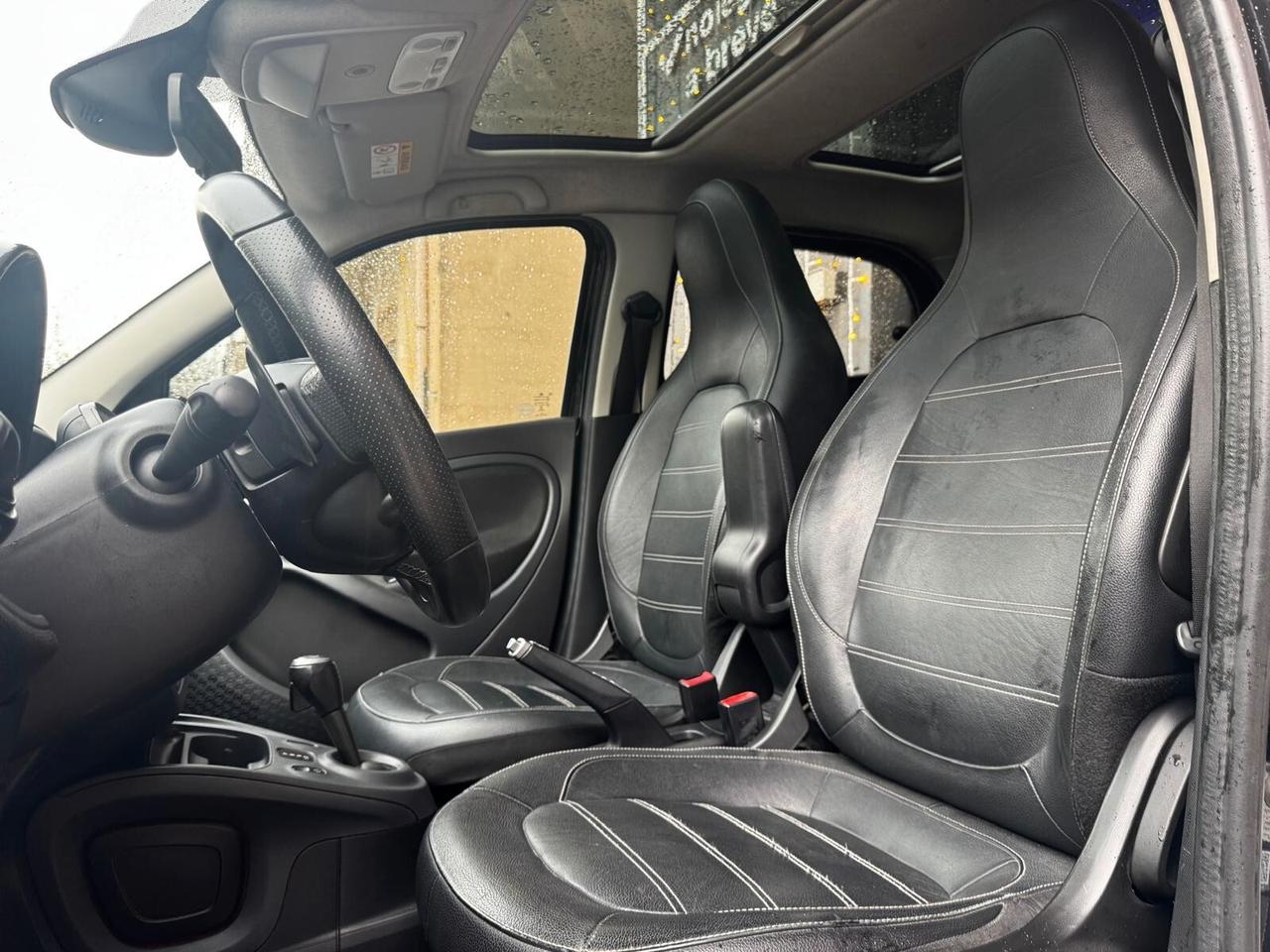 Smart ForFour 70 1.0 twinamic Allestimento Brabus