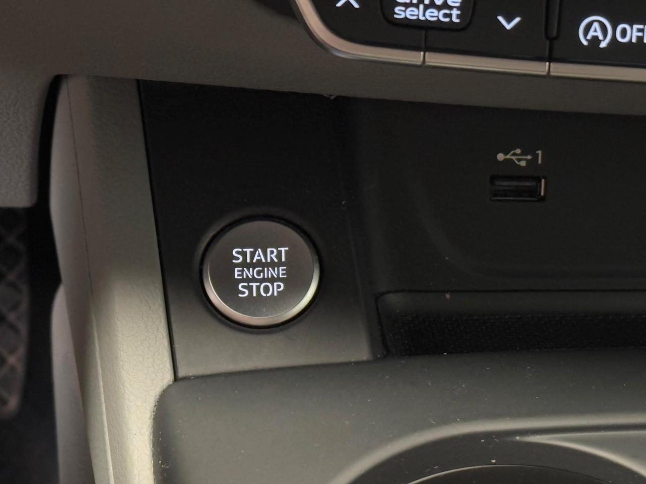 Audi A4 Avant 35 TFSI S tronic Business