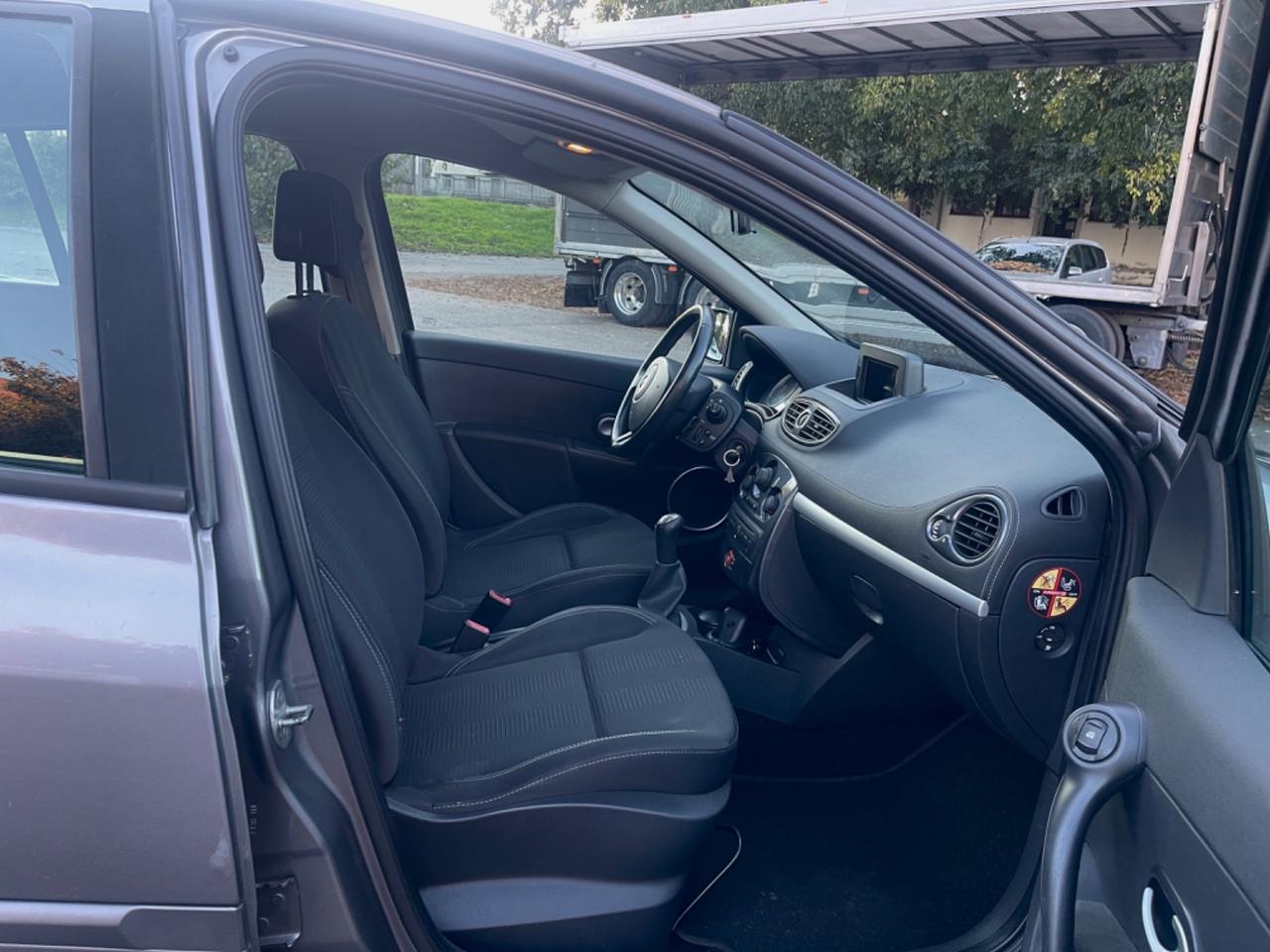 Renault Clio 1.5 dCi 75CV 5 porte Dynamique per Neopatentati