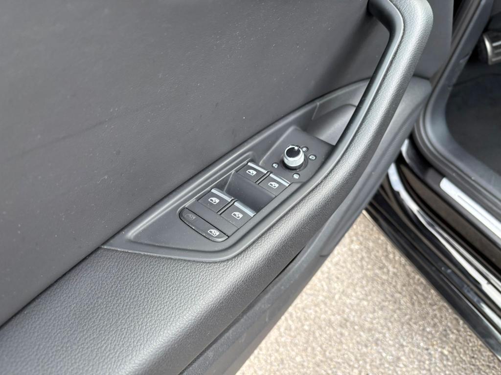 Audi A4 Avant 40 2.0 tdi 204 CV mhev S line edition quattro s-tronic