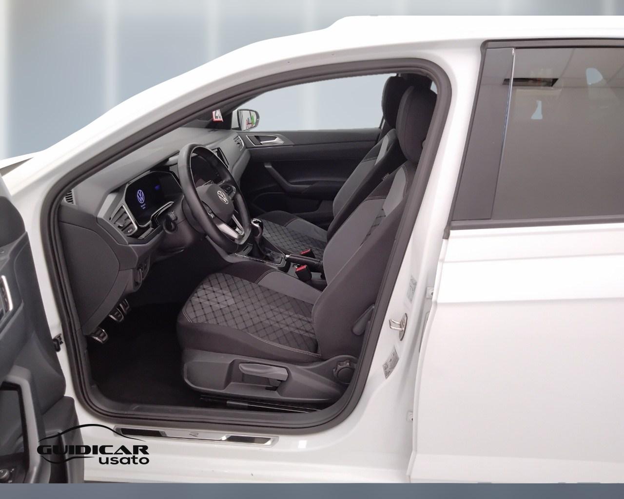 VOLKSWAGEN Polo VI 2022 - Polo 1.0 tsi R-Line 95cv