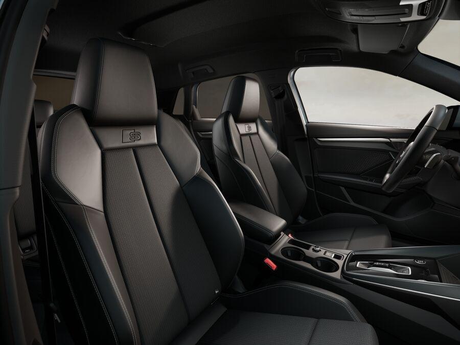 AUDI Audi A3 allstreet Identity Contrast TDI 110 kW S tronic