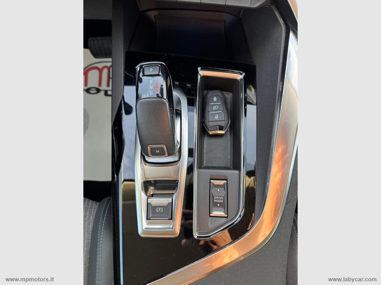 PEUGEOT 3008 ALLURE EAT8 1.5 HDi 130CV AUTOMATICA