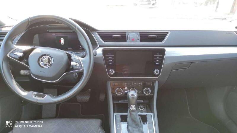 Škoda Superb Wagon 2.0 TDI EVO Executive 200 CV DSG