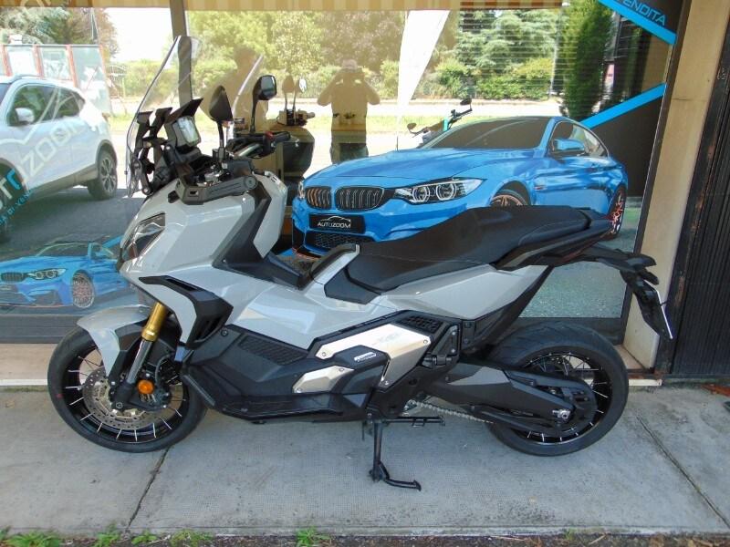 Honda X-ADV 750 ABS DCT