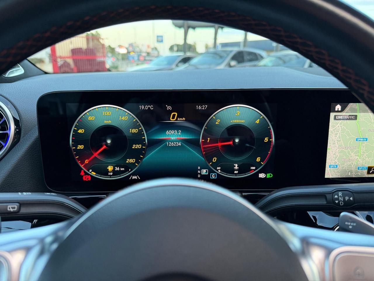 MERCEDES GLA 200D 150CV PREMIUM AMG NIGHT EDITION