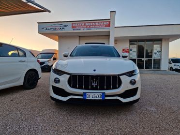 Maserati Levante V6 Diesel 275 CV AWD Granlusso