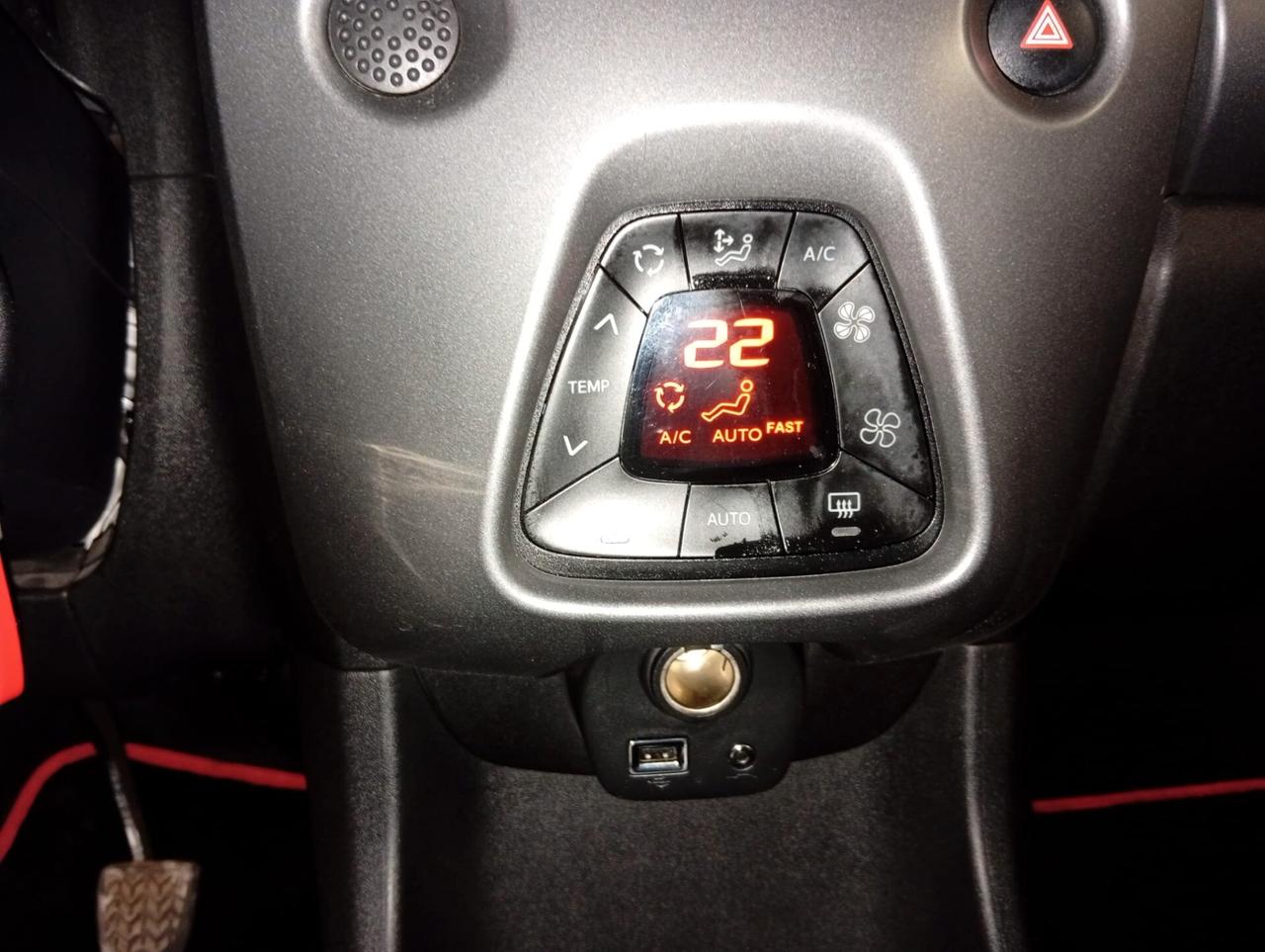 Toyota Aygo 1.0 VVT-i 72 CV 5 porte x-play