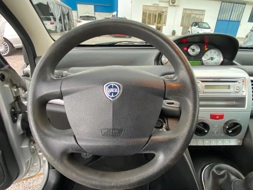 Lancia Ypsilon 1.3 MJT 16V 95 CV 5 porte Silver Turbina+Distribuzione NUOVI