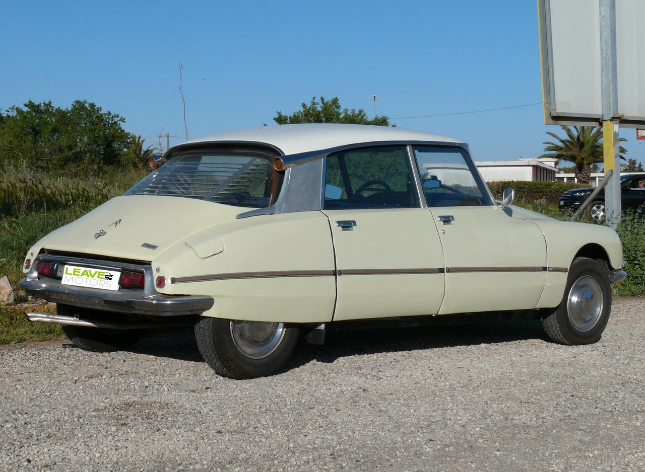 Citroen DS SUPER (M1145)