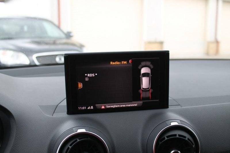 Audi Q2 30 TDI S tronic Business