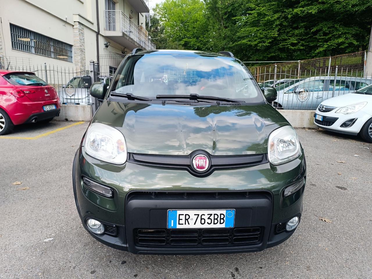 Fiat Panda 0.9 Natural Power Trekking 2 TRENI GOMME