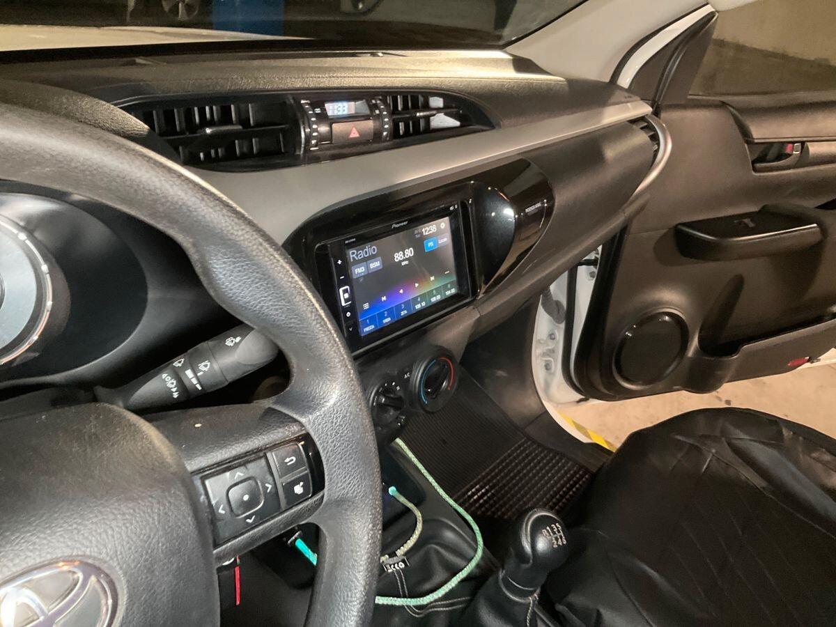 Toyota Hilux 2.4 D-4D Double Cab Comfort 4x4