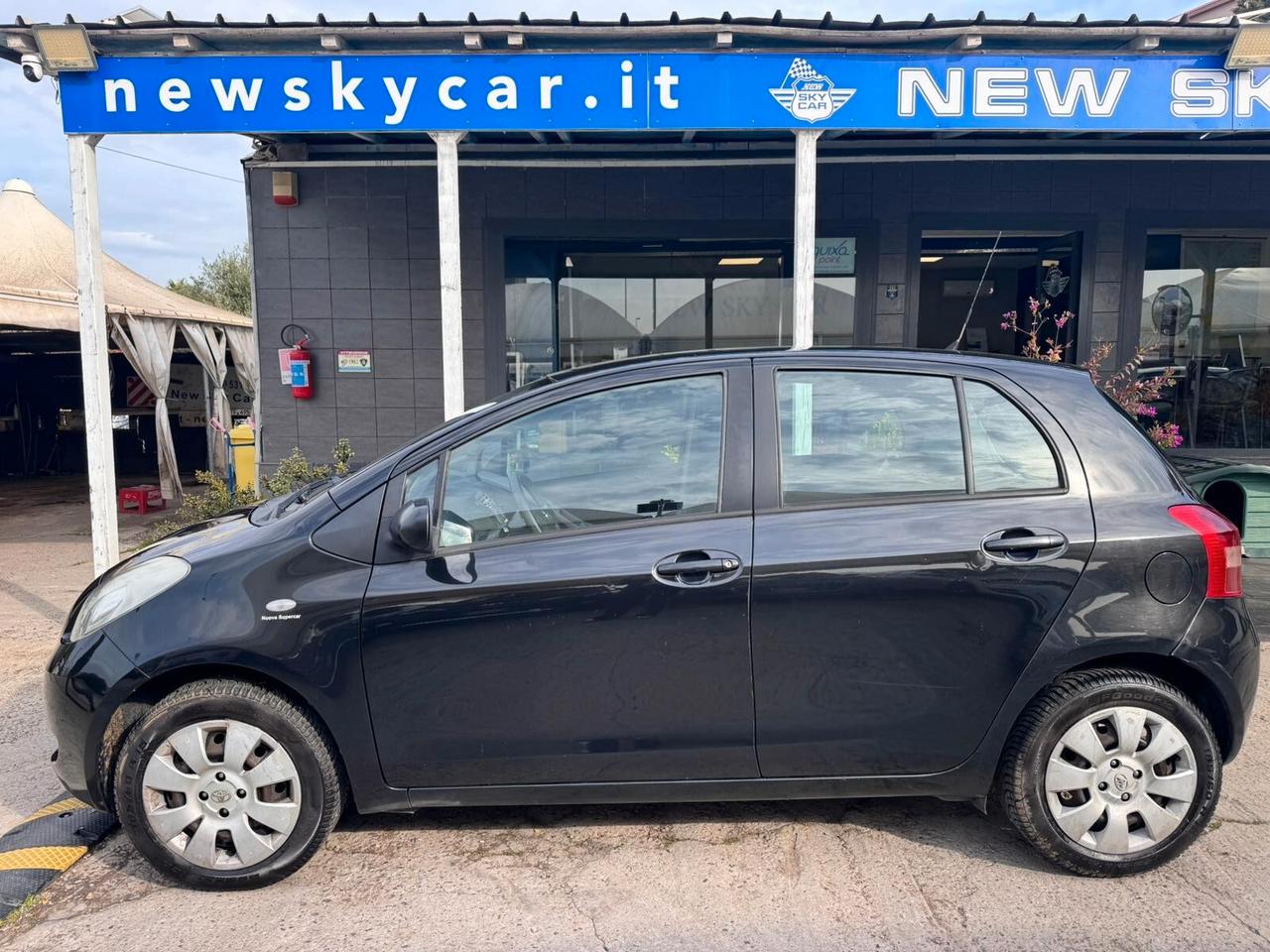Toyota Yaris 1.0 5 porte Sol