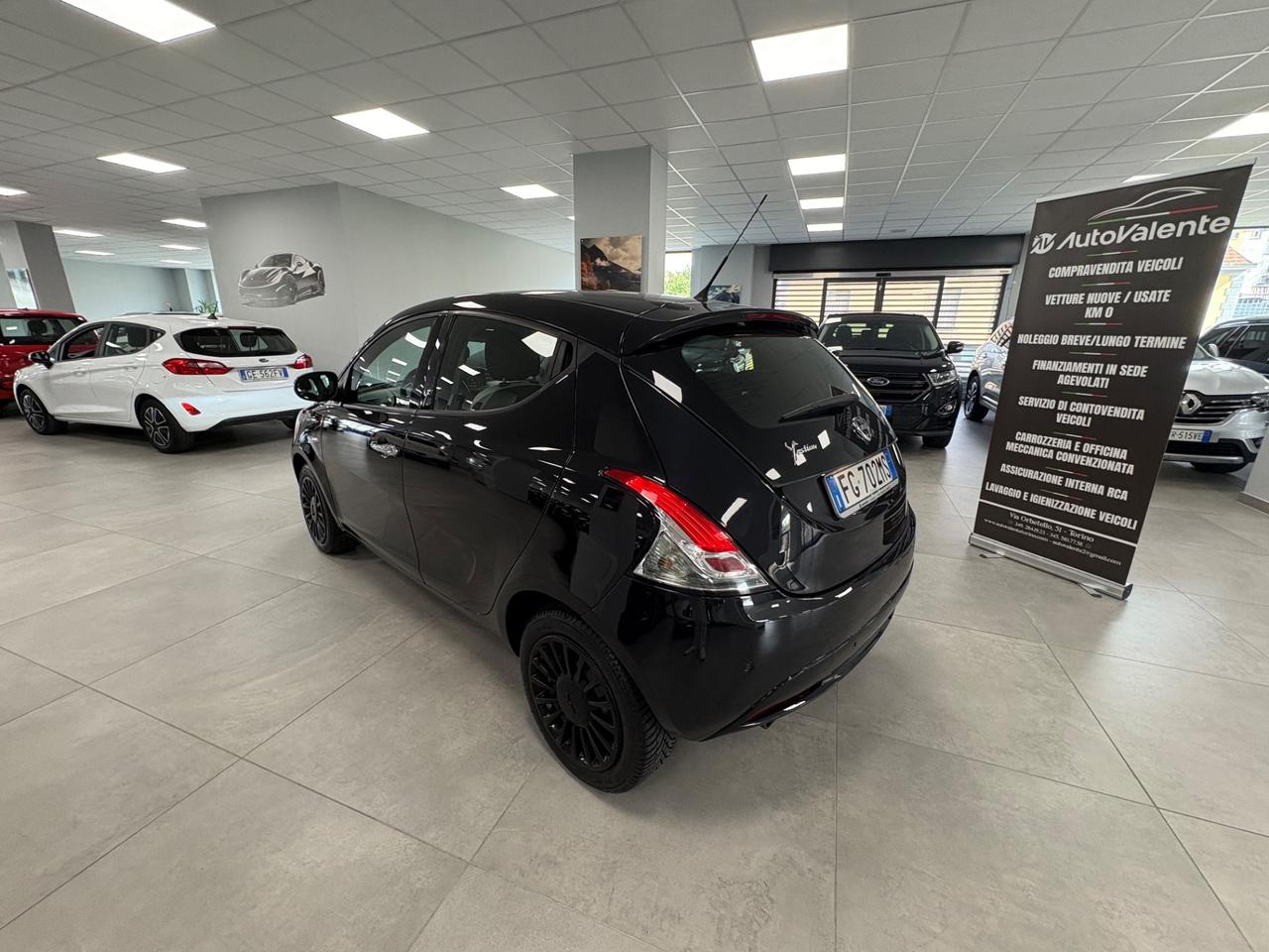 Lancia Ypsilon 1.2 benzina 69 CV 2016 km 95000