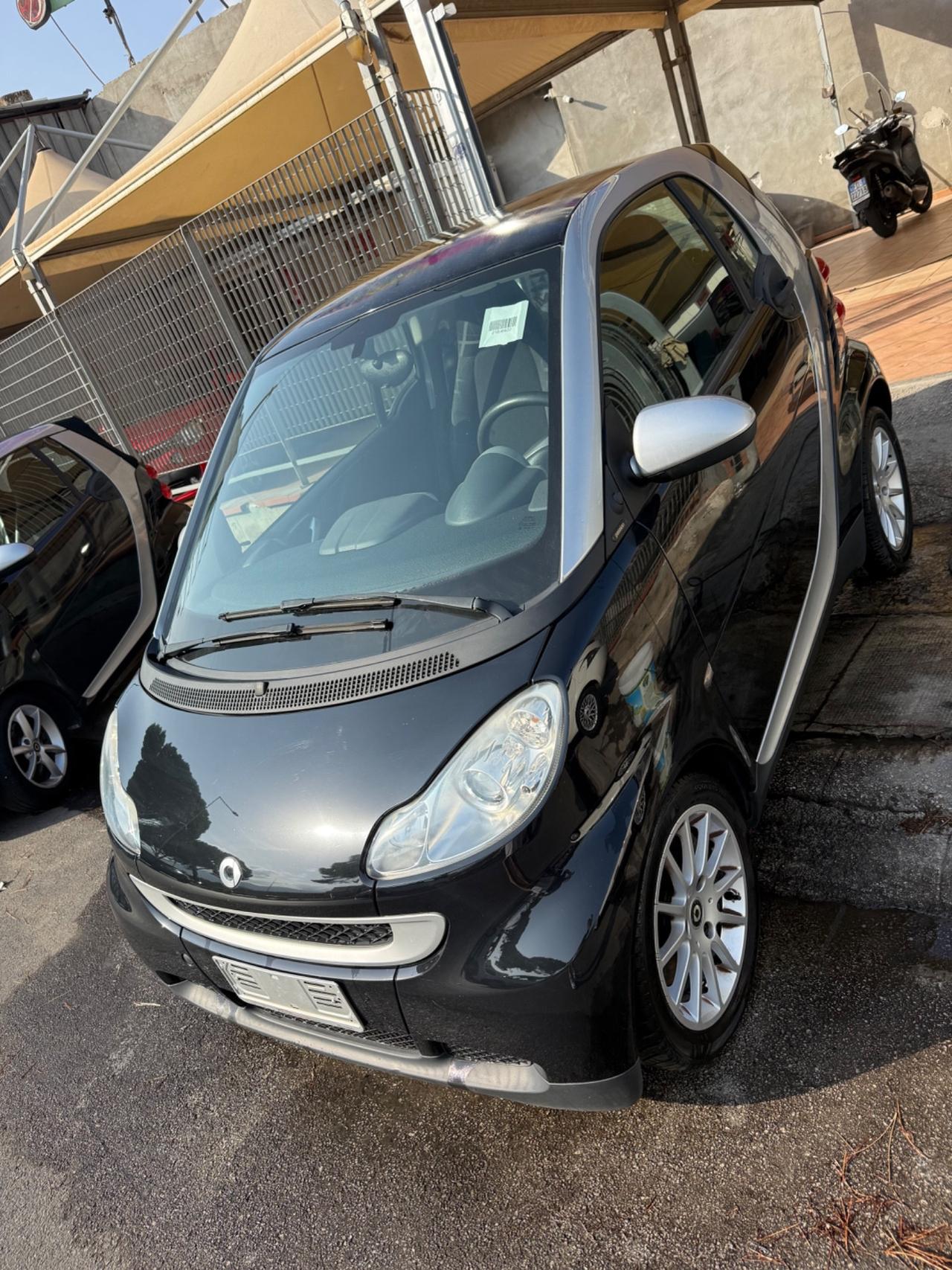 Smart ForTwo 1000 52 kW MHD coupé passion