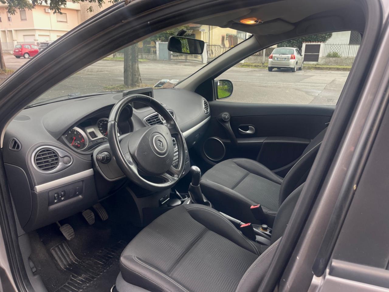 Renault Clio 1.5 dCi 75CV 5 porte Dynamique per Neopatentati